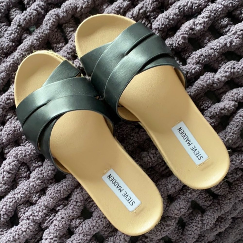Steve Madden Sandals. New size 7M